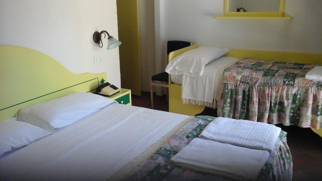 Hotel Club Torre Capovento Sperlonga Eksteriør bilde
