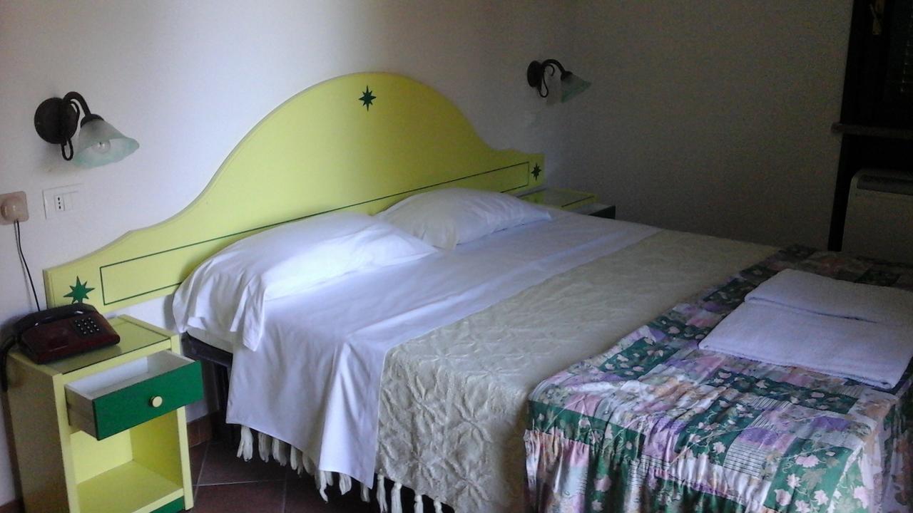 Hotel Club Torre Capovento Sperlonga Eksteriør bilde