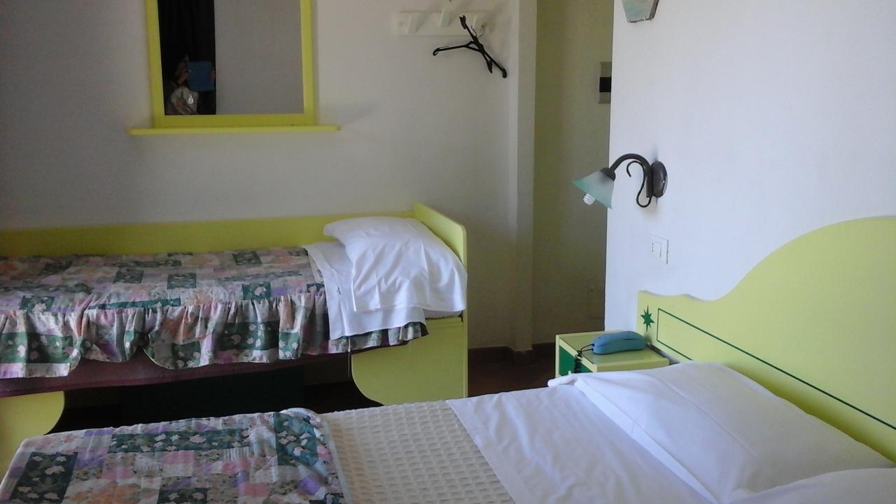Hotel Club Torre Capovento Sperlonga Eksteriør bilde