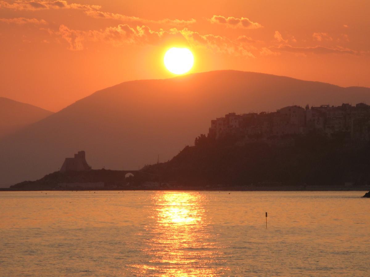 Hotel Club Torre Capovento Sperlonga Eksteriør bilde
